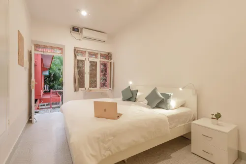 Locul Midtown-Indiranagar - Hostels