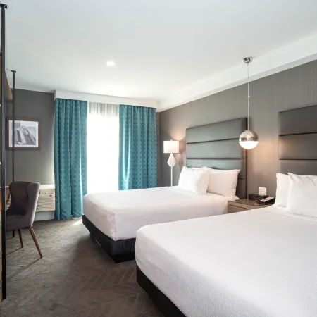 Sandman Signature Calgary Airport Hotel