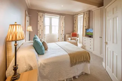 The Wheatsheaf Hotel and Restaurant Hotels in Swinton