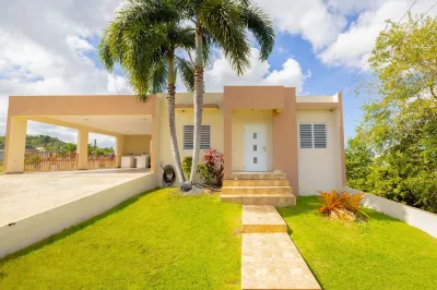 Arenales Vacational House Hotels near Parque Carlos Martínez Arenales