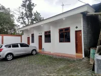 Hotel Arjuna Sari Bandungan Hotel dekat River Rock Banyumeneng