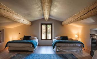 Charming Farmhouse 20 Minutes from Aix-en-Provence - by Feelluxuryholidays