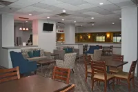 Quality Inn & Suites Syracuse - Carrier Circle - breakfast