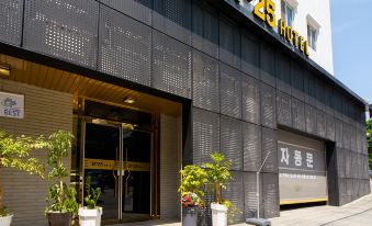 No. 25 Gwangju Hanam Branch