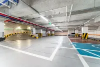Hotel Deokyeong - parking