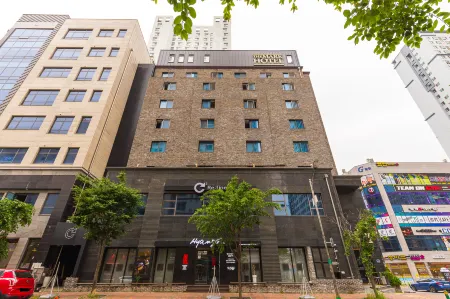 Cheongju the Mark Hotel Отели рядом с достопримечательностью «Университет Чхонджу»