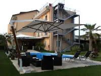 Gullo Hotel - Pools