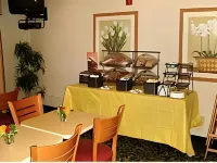 Fairfield Inn & Suites Branson - breakfast
