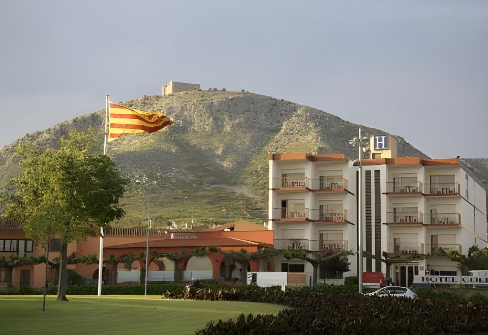 hotel overview picture