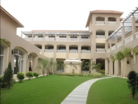 Pramod Convention & Club Resort โรงแรมในCuttack