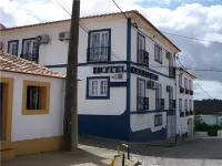 藍色竹子飯店-都納公園集團 Farol de Milfontes附近的飯店
