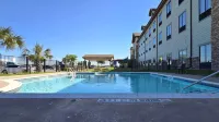 Comfort Inn & Suites Hotels in Beeville