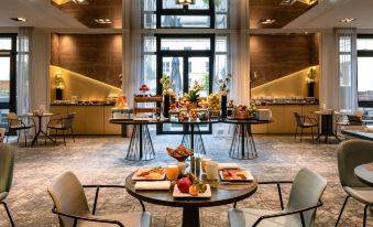 Hôtel le Louis Versailles Château - MGallery 썸네일
