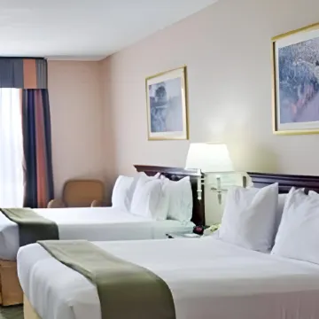 Holiday Inn Express & Suites LIVINGSTON by IHG