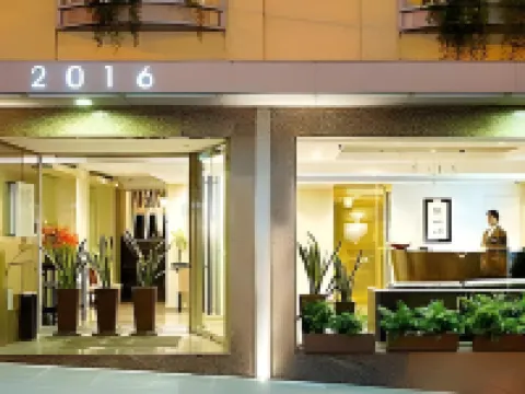 율리세스 레콜라타 스위트 플로랄리스 헤네리카 주변 호텔