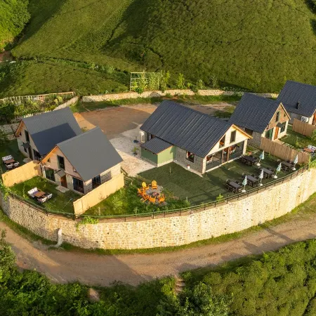 Şahmaran Bungalov