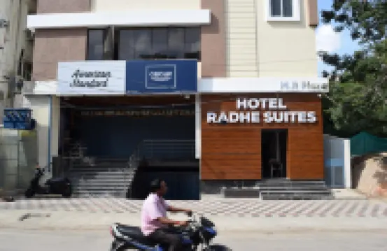 Radhe Suites Hotel di 