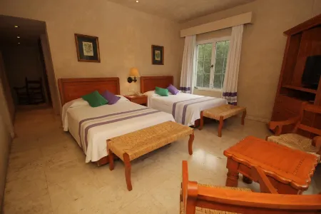 Hotel Marques Del Valle