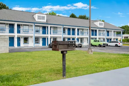 Motel 6 Macon, GA – I-475