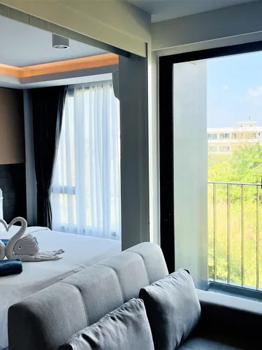 รูปภาพของA403 Modern Condo - walk to beach, 3 pools & gym