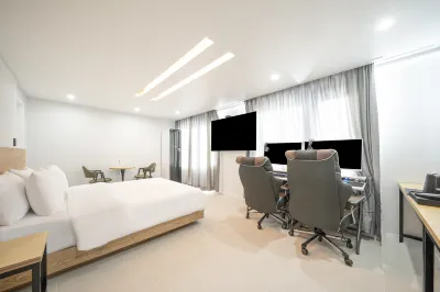 Changnyeong Hotel 74st Hotel in zona Uponeup