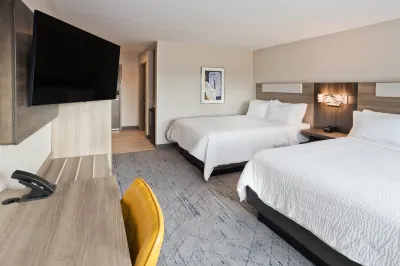 Holiday Inn Express Columbus Northeast Hotels in Columbus
