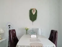 Familiar Scenery Apartment (Yanying Road No. 2)