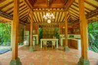 Private Villa - Arimbi Resort Hotel di Moyudan