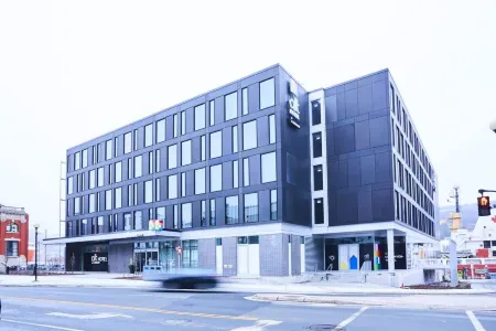 Alt Hotel St. John's Отели рядом с достопримечательностью «Мемориал Юниверсити оф Ньюфаундленд»