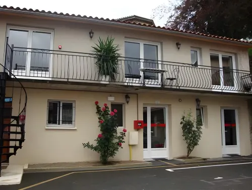 Hôtel de France et de Russie Hotels in Thiviers