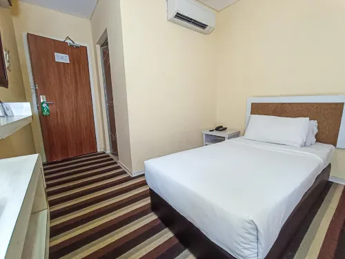 First Residence Hotel Kemaman Hotels in Hulu Cukai