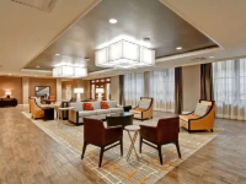 ハンプトン イン & スイーツ シンシナティ ダウンタウン シンシナティのホテル