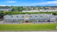 Comfort Inn & Suites Nashville Near Tanger Outlets I-24 Antioch Hotels near Kroger