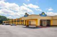 Days Inn by Wyndham Shelby Hotels in Shelby
