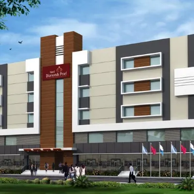 Hotel Diamonds Pearl Hotels near Diamond Park