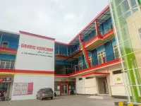 Grand Kencana Guesthouse Syariah near Wisata Bahari Lamongan Hotel dekat CV Toserba Sunan Drajat