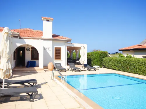 Villa Tanyeli with Private Pool and Terrace -  Privatzimmer