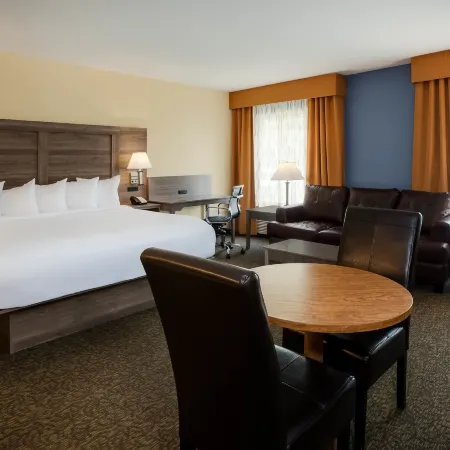 Days Inn by Wyndham Cadillac