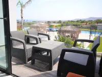 B1-14 Crystal Bay Retreat -  Pool View Apartment Hotels in Akanthou