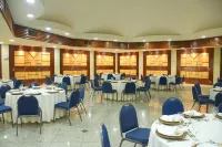 Golden Park 國際福斯飯店及會議中心 By Nacional Inn - 寵物友善