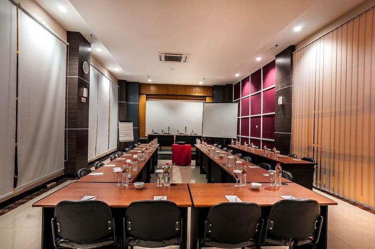 트리 호텔 마카사르