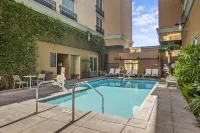 Hyatt Place Riverside Downtown - Pools