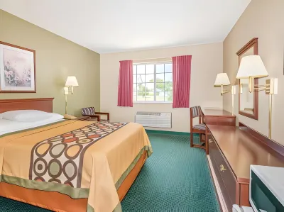 Super 8 by Wyndham Platte City/KCI Airport North Hôtels à : Leavenworth