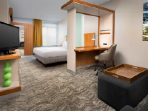 สปริงฮิลล์สวีทส์ บายแมริออท โปโตแมกมิลส์ วูดบริดจ์ โรงแรมในวูดบริดจ์