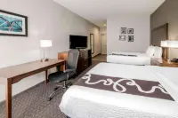 La Quinta Inn & Suites by Wyndham Fort Worth Arlington West