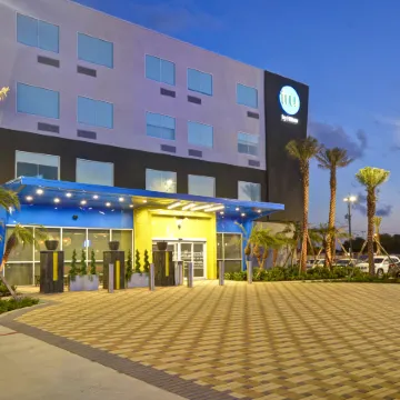 Tru by Hilton Corpus Christi South Padre Island Dr