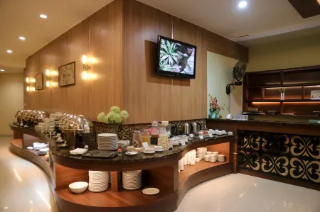 Hotel Mariat Sorong Отели в г. West Sorong