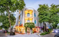 Rij Hulhumale Hotels near Furanafushi
