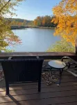 Cozy 3-bed lakefront home with deck & fireplace