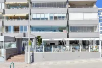 Modern apartment with large, 40 sqm terrace 1st line, with fiber optic connection